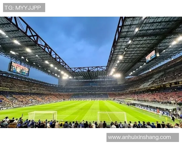 北京小场足球热潮兴起球迷们的激情与梦想交织在绿茵场上